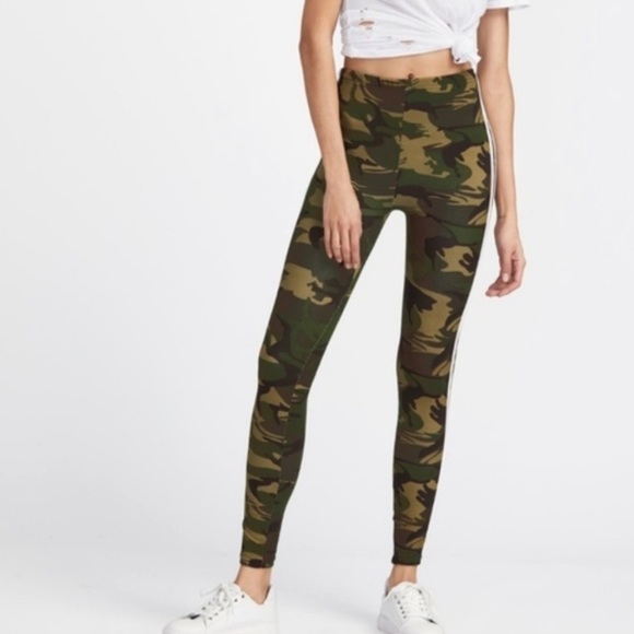 Camo Striped Leggings - Picture 5 of 6